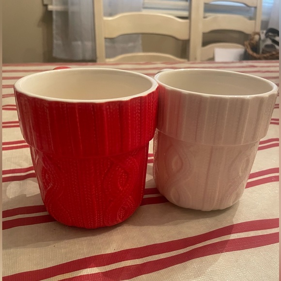 Set of two Sweater Cuddle Mugs ❤️🤍 SO COZY & CUTE! - Picture 2 of 4